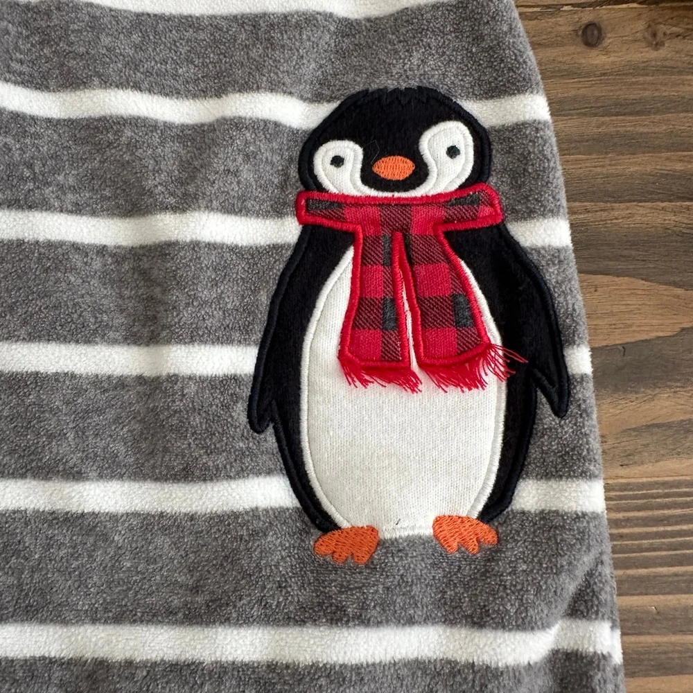 Baby Carter’s Penguin Sleep Sack 0-9 Months Gray White Striped Zip